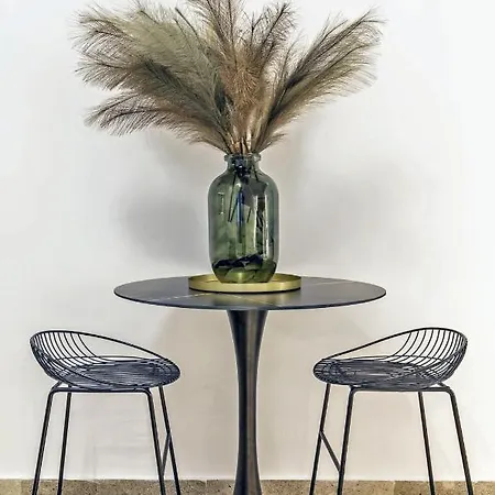 Arch 4 Luxury Living דירה