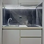 Arch 4 Luxury Living חאניה