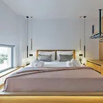 Arch 4 Luxury Living Apartman